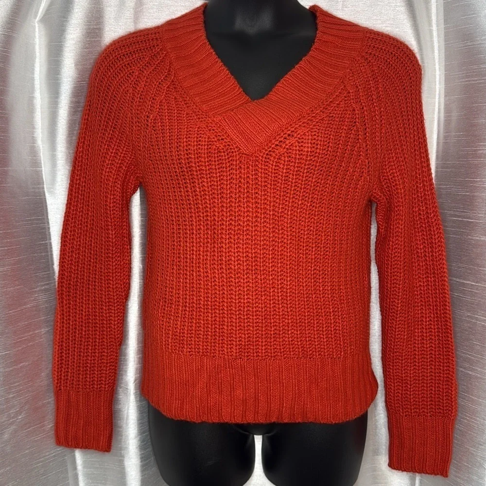 A.N.A. Molten Lava V Neck Acrylic Knit Oversized Sweater Women’s XS NWT